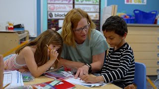 استخدام عبارات “قل لي المزيد” لترسيخ التعلم في أذهان الطلاب