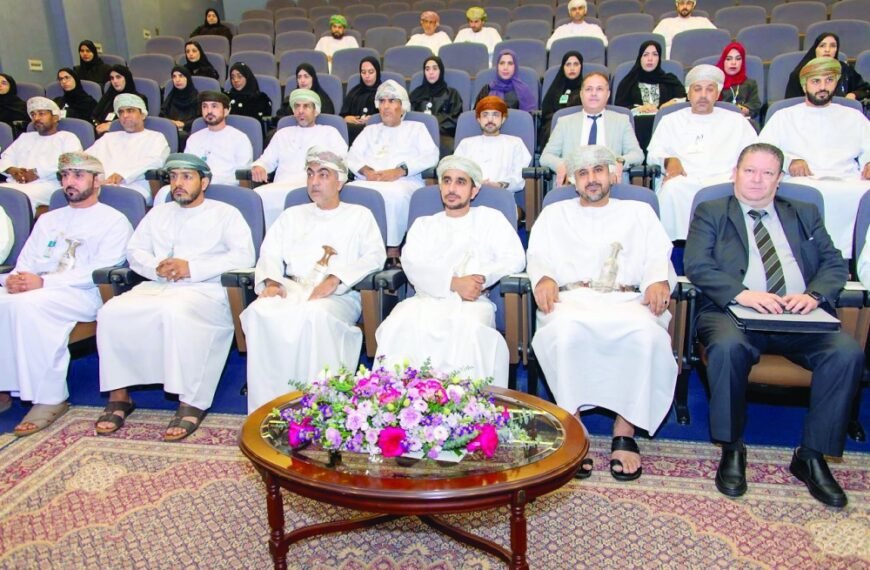 إطلاق نتائج تقرير اليونسكو لاعتماده كمرجعية وطنية لحوكمة الذكاء الاصطناعي في سلطنة عُمان