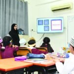 تربويون: التكامل بين الورقي والمنصات التعليمية يعزز الفهم وينمي مهارات&hellip;